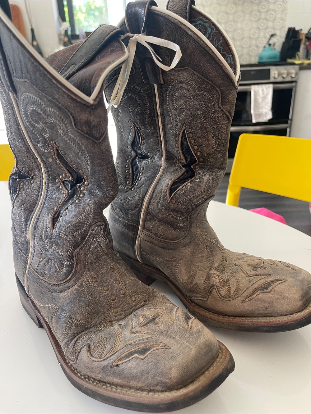 Laredo Brown Distressed Leather Western Heeled Boots